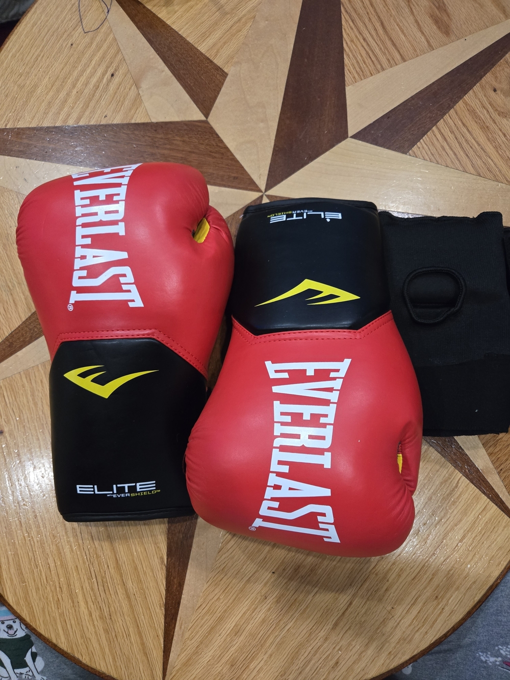 Everlast Elite Red and Black Boxing Gloves